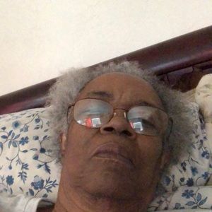 Meet your Posher, Pauline